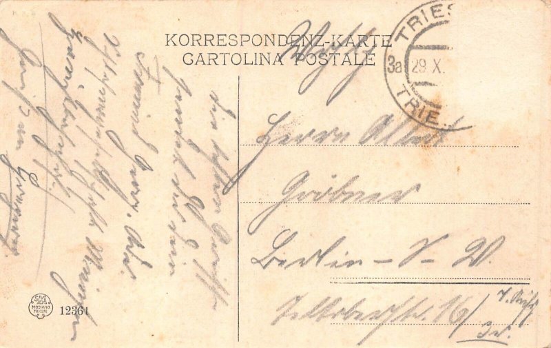 L035 Italy Trieste Galleria di Montuzza shops vintage postcard