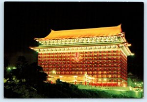 TAIPEI, TAIWAN ~ Night View THE GRAND HOTEL Republic of China ~ 4x6 Postcard