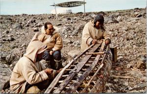 Inuit Men Building Kayak Unused Postcard F10