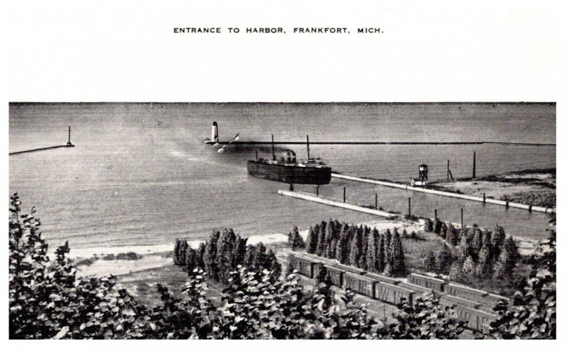 Michigan  Franfort  Entrance to Harbor