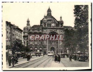 Modern Postcard Antwerpen Avenue de Keyser and Central Station