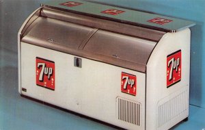 7 Up Soda Soft Drink Pop Cooler Refrigerator advertising postcard