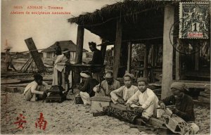 CPA AK INDOCHINA Annam Ateliers de sculpteurs Annamites VIETNAM (959243)