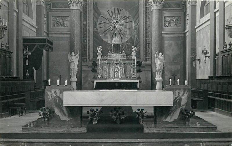 Photo church interior altar to identify Eastern Europe Hungary?