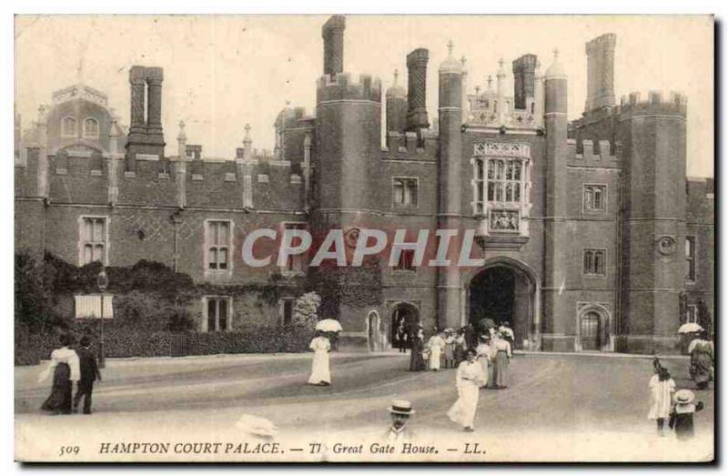 England - England - Hampton Court Palace - The Great Guard House - period clo...