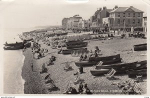 RP: DEAL , Kent , England , 1949 ; The Beach