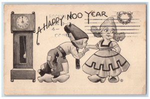 1913 Happy New Year Dutch Kids Kissing Hand Clock Rockville CT Antique Postcard