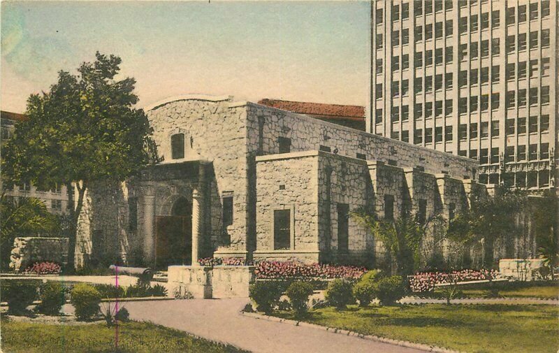 Albertype Alamo Museum San Antonio Texas hand colored 1920s Postcard 20-1068