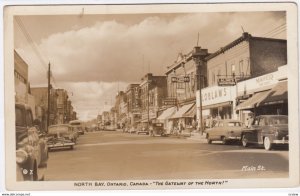 RP: NORTH BAY , Ontario , 30-40s ; Main Street