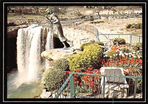 Noccalula Falls Park - Gadsden, Alabama