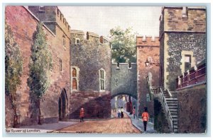 c1910 The Tower of London Wakefield Tower England Oilette Tuck Art Postcard