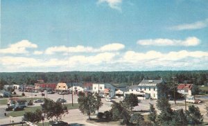 Postcard Michigan Mackinaw City Dockside Scene 1950s Colorpicture  22-13815