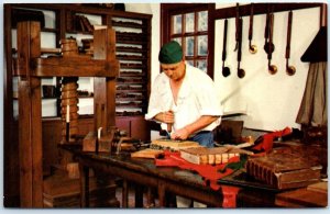 Postcard - The Bookbindery, Williamsburg, Virginia, USA