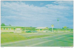 Redwood Villa Motel & Restaurant, St Leonard, New Brunswick, Canada, 40-60s