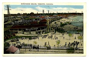 Canada - ON, Toronto. Sunnyside Beach