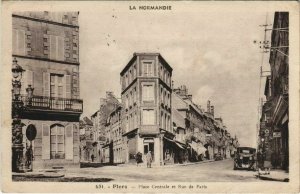 CPA Flers Place Centrale et Rue de Paris FRANCE (1053927)