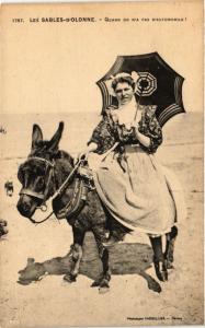 CPA Les SABLES - d'OLONNE - Quand on nia pas d'Automobile ! (297509)