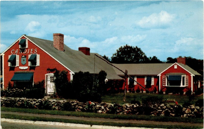 PUTNAM PANTRY CANDIES, U. S. Route 1, Danvers, Postcard