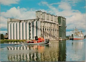 Thunder Bay Kam River Ontario Canada Postcard PC358