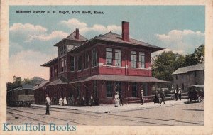 Postcard Missouri Pacific Railroad Depot Fort Scott Kansas KS