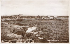 Channel Islands Postcard - Grande Rocque - Guernsey - Real Photograph Ref TZ6316