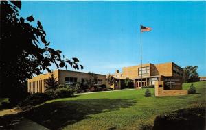 Sioux Falls South Dakota~North American Baptist Seminary~Flag on Lawn~1950s Pc