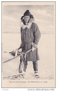 Pres du Cercle Arctique : Un Missionaire en voyage, CANADA, 10-20s