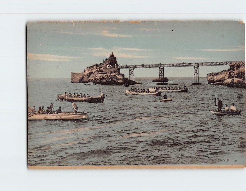 Postcard Le Pont Du Rocher De La Vierge Et Barques Biarritz France