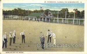 Bowling on the Green Lawn Bowling, Unused roundness on corners from wear