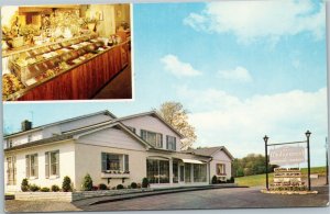 Orwigsburg Pennsylvania postcard - The Wedgewood cocktail lounge restaurant