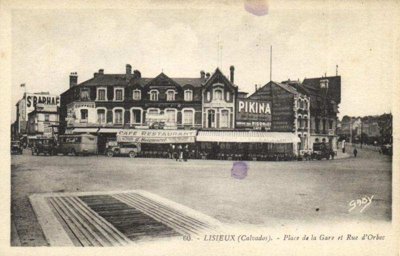 CPA LISIEUX - Place de la Gare et Rue d'ORBEC (140783)