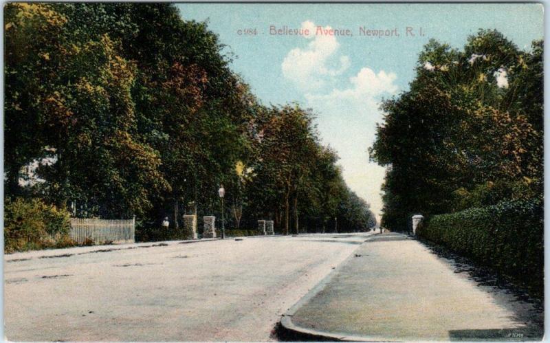 NEWPORT, Rhode Island  RI   BELLEVUE AVENUE Street Scene  ca 1910s  Postcard 