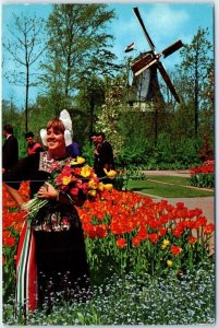 Postcard - Holland in flower decoration, Keukenhof - Lisse, Netherlands