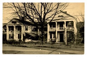 CT - Salisbury. Ragamont Inn (a.k.a. Salisbury House & Maple Shade Hotel)