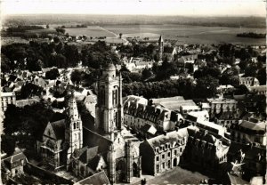 CPM Senlis Vue d'ensemble, L'Eglise FRANCE (1014727)