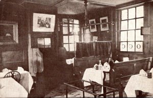 England London Ye Olde Cheshire Cheese The Cozy Corner In The Chop Room