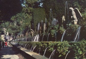 Italy Postcard - Tivoli - One Hundred Fountains Alley     RR7845