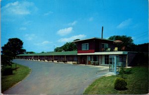 Postcard Bel Air Motel on Florida Short Route U.S. 431 in Guntersville, Alabama