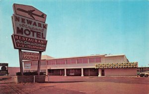 Newark, NJ New Jersey  NEWARK AIRPORT MOTEL~LOUNGE Plane Sign ROADSIDE  Postcard