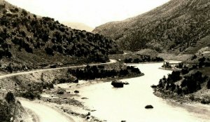 1930s RPPC Yellowstone Highway Wind River Canyon Thermopolis WY Postcard P14