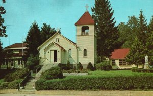 Vintage Postcard Saint John The Baptist Church Wading River Long Island New York