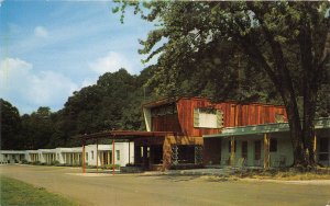 Parkersburg West Virignia 1960s Postcard Green Acres Motel