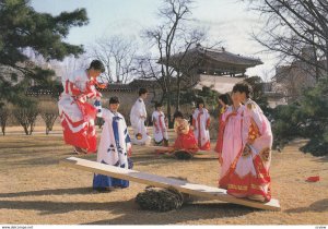 KOREA , 2000 : Girls on a see-Saw