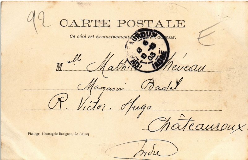 CPA Levallois Perret Place et rue Cormeille (1315257)