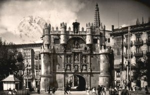 Vintage Postcard 1954 View of The Saint Mary Arch Church Burgos Spain