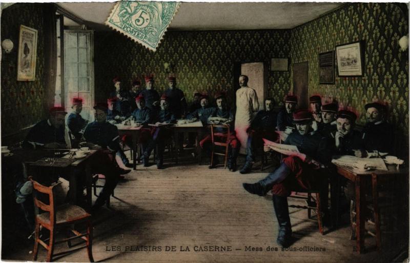 CPA MILITAIRE Les Plaisirs de la Caserne-Mess des sous-officiers (316922)