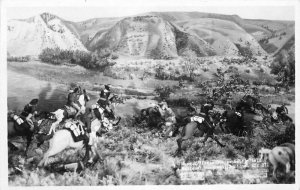 Montana Custer Battlefield Monument Museum Roahen RPPC Photo Postcard 21-6563