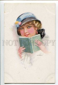 402613 GLAMOUR Belle Woman w/ Love Book by USABAL vintage PC