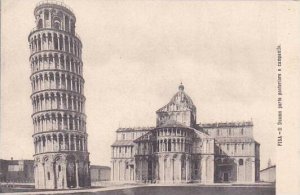 Italy Pisa Il Duomo parte posteriore e campanile