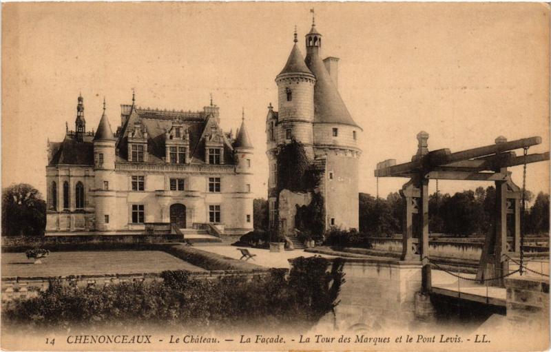 CPA CHENONCEAUX - Le Chateau - La Facade - La Tour des Marques et le (298982)